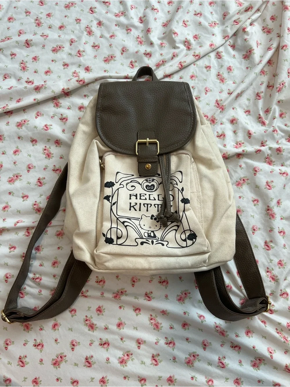 rare vintage y2k hello kitty cream drawstring mini backpack with brown straps